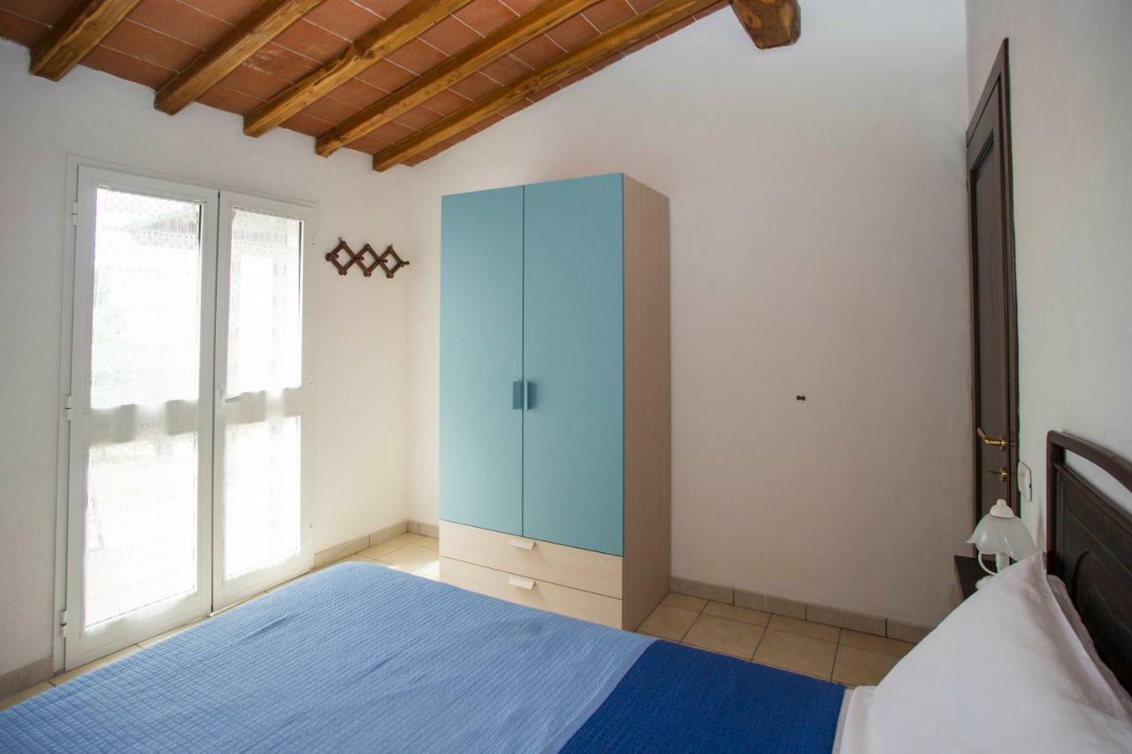 Il Poggio Marcuccio Aparthotel Lacona Luaran gambar