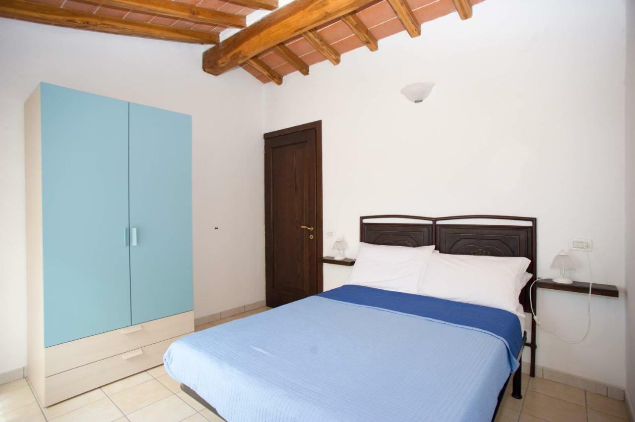 Il Poggio Marcuccio Aparthotel Lacona Luaran gambar
