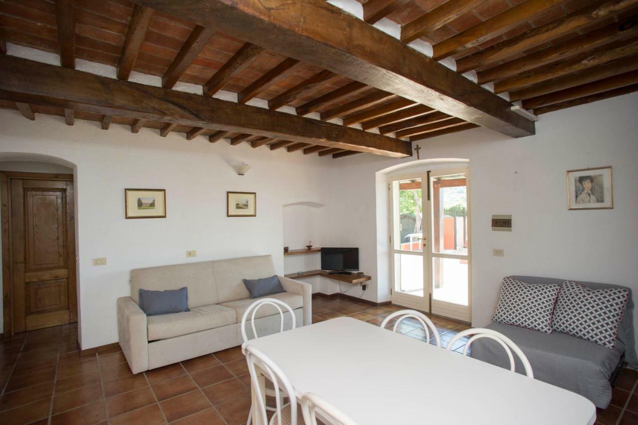 Il Poggio Marcuccio Aparthotel Lacona Luaran gambar
