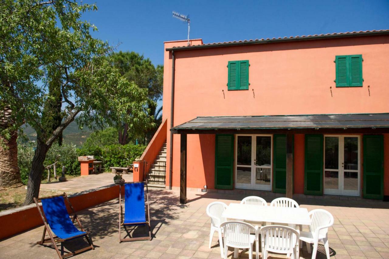 Il Poggio Marcuccio Aparthotel Lacona Luaran gambar